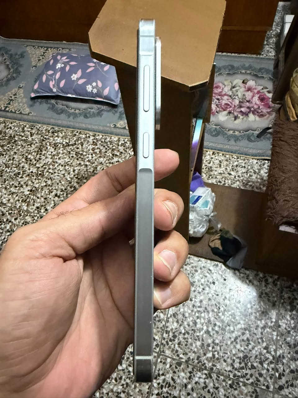 سامسونك a56 فايف جي ذاكره 256 عشوائيه 12 جهاز جديد غراضه كامله السعر 400 مكان بغداد الحسينية للتواصل ***********
