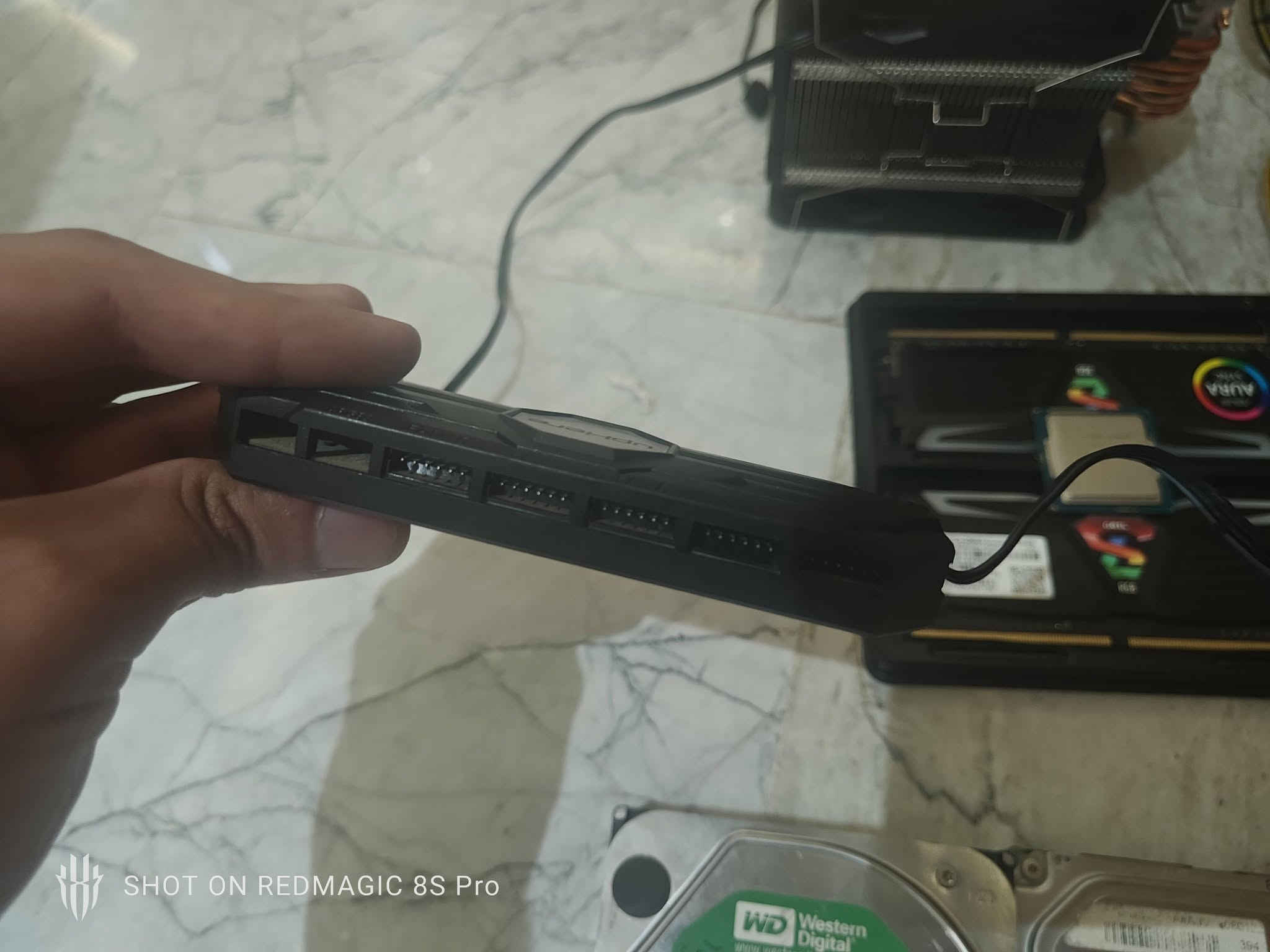 غراضpcللبيع
كيس اسود معا4مراوح
قطع حاسبة بسعر مناسب
i5-4460 3.20GHZشغال علفحص
ram 16G DDR4 3200شغلتهن يشتغل الارجيبي بس متنهض الحاسبة
Power Supply 600W THE X FACTOR نظام سستم
case black 4fan الدكمة الاساسية متشتغل
color دبل فان حجم كبير
ARGP fan hubشغال
وايضا
hard500Ghhdعطلان
hard80Ghhdما فاحصه
hard1Thhdعطلان
السعر125الف شامل التوصيل
وقفل لحد يناقش رجاءً
الاستفسار: ***********
او راسلني ماسنجر

نص مكتوب في الصور:
- SHOT ON REDMAGIC 8S Pro