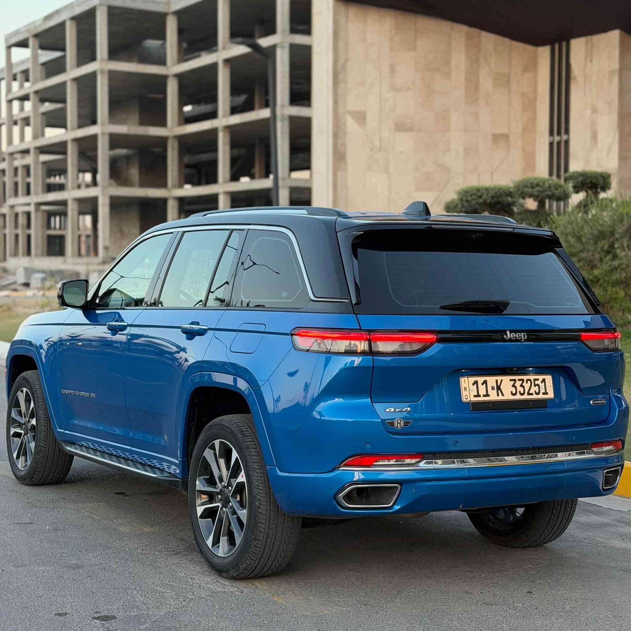 السلام عليكم
جيب أوفر لاند 2023  خليجي مكفوله كفاله عامه 

السعر 39500$

وكاله هارلم 

مغلفة ppf كريستال

حجم المحرك V6 3.6L 

مااشيه 46 الف

رقم بغداد تحويل ثاني يوم

اللون ازرق مميز

داتا شوو

لون الداخل اسود 

مفتاح التشغيل بصمة 

تشغيل عن بعد 

بانوراما

جكات

فتح الصندوق كهرباء او تمرير قدم

 دفع رباعي 4WD

اريل نفكيتر 

رادار 

مانع تصادم

 تحديد المسار

نظام الرؤية الليلية

مستشعر نوم السائق مع نظام توقف آلي

أوتو بريك

حساسات أمامية

حساسات خلفية 

لايت زينون + LED 

كشافات 

بك لايت LED 

/ جكات 

ويل كب 20

4 دسك

حساسات ضغط الاطارات 

اشارة في المرايا الجانبية 

المرايا قابلة للطي كهرباء 

النقطة العمياء

كير ماوس 

هاند بريك كهرباء 

دشبول شاشة ديجيتال 

شاشة Apple Car play 

كاميرا دوارة 

4 كاميرات

ناره الداخلية LED 

مقود جلد حياكة  

شفتات مقود 

مثبت السرعة Cruise 

المودات والاوامر الصوتية 

شاحن هاتف Wireless 

مخرج منفذ الطاقة 

فحص نظام السيارة 

تتسع المقصورة ل 5 ركاب

المقاعد جلد 

المقاعد الامامية كهرباء 

تدفئة وتبريد المقاعد الأمامية  

ذاكرة وضعيات الجلوس للمقاعد الأمامية

مساج الكراسي الامامية

مثبت مقعد الأطفال ISOFIX 

تبريد شاشة مناخين منفصلين 

قطعتين تبريد 

نظام مانع الانزلاق  

حاملات الأكواب 

تطعيم الدواخل ألمنيوم 

وبعد بيها مواصفات 

مكان السيارة بغداد البياع 

رقم الهاتف ‭***********‬
