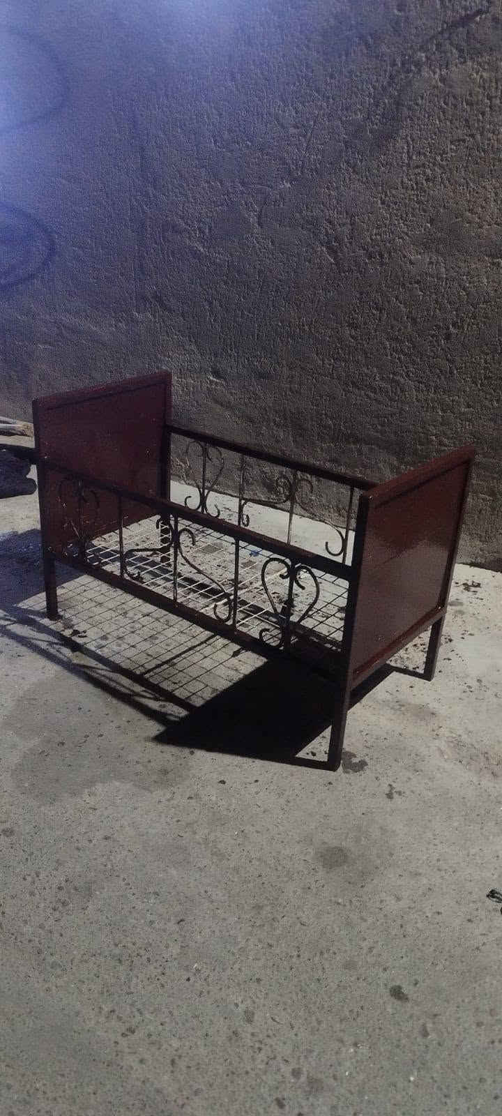 جربايه طفل • ١م×٥٠سم • مصبوغه