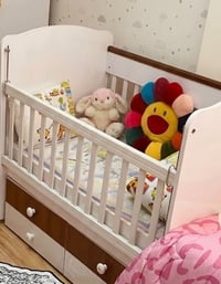 سرير طفل كلش كلش نظيف اريده ب100 الف مكاني بغداد زيونه للاستفسار /التو...