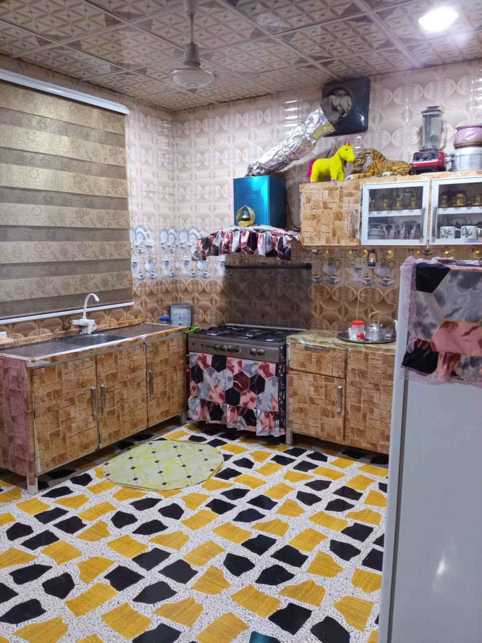منطقة السجاد • ٩٠٠م • غرفتين