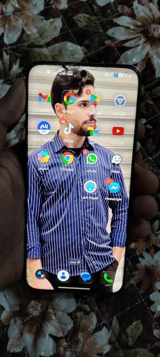 مبايل هونر 200 غني عن التعريف
ذاكره 256
عشوائيه 24 بطاريه 5200
نضافه 100 عدى الشاشه
بيه كسر في الشاشه بطرف الشاشه ما مأثر لا على استخدام ولا على لمس
سعره 225
رقم ***********
مكاني بغداد حي البتول توصيل اكو لاكن باعتماد

نص مكتوب في الصور:
- حول الهاتف
- اسم الجهاز
- HONOR 200
- المعالج المركزي
- Qualcomm Snapdragon 7 Gen 3
- ذاكرة الوصول العشوائي
- ١٢ غيغابايت
- ١٢ غيغابايت Honor RAM Turbo
- بطارية السيليكون والكربون
- mAh 5200
- شاشة بتقنية حماية البصر من Honor
- ١٢٠٠ x ٢٦٦٤
- وحدة التخزين الداخلية
- المساحة الفارغة ٦٨,٦٣ غيغابايت
- الإجمالي ٢٥٦ غيغابايت
- الموديل
- ELI-NX9
- رقم الإصدار
- 10.0.0.166(C185E6R3P1)
- GPU Turbo
- إصدار MagicOS
- 10.0
- إصدار الأندرويد
- 16
- منصة محرك الأداء
- محرك Turbo X