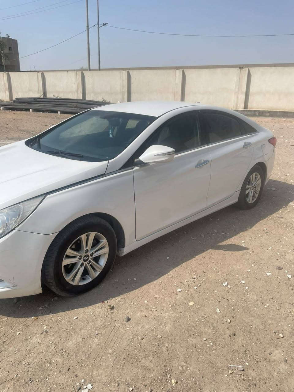 سوناتا 14 كصه جنطه 2000 دوش بانزين مكانه بصره السعر 53 وبيه مجال ***********
