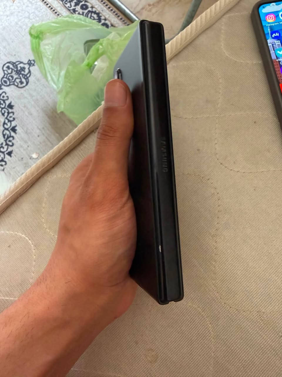 السلام عليكم للبيع فولد٣نضافه ٩٥٪؜ذاكره ٢٥٦ شرق اوسط
بي مشكله وحده WiFi ميكنك للبيع ب٣٥٠الف وبي مجال بسيط
***********
