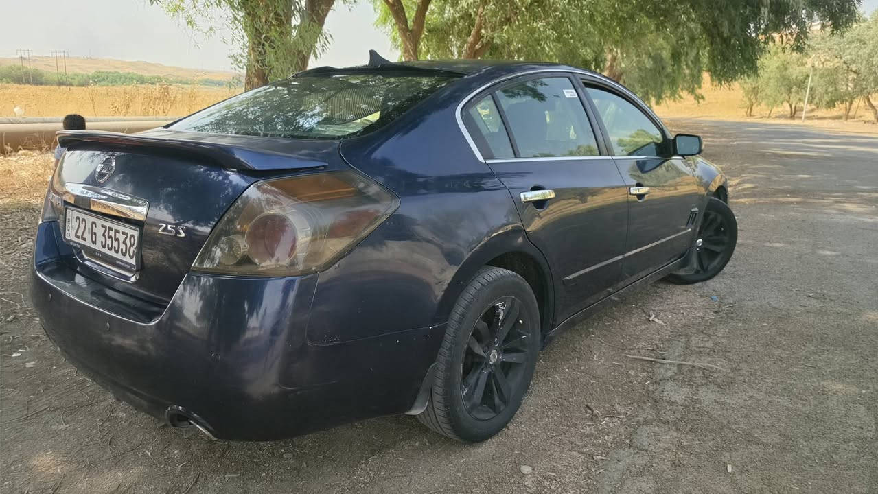 نيسان التيما ٢٠١٢
اقره التفاصيل كلش زين فدوه اروحلك مو تدخلي تگول شبيها مابيها راح اذكر كلشي بالتفصيل الممل
⛔️ للبيع او مراوس بشي احدث وانطي فرق واذا مراوس بعد احسن ⛔️
نيسان التيما ٢٠١٢ كندي
الممشى 149 الف ميل
مبدئيا السياره حزام وبيها بطانه تعديل وشي قليل من الشاصي ابد ما مأثرة بشي
گير محرك تبريد بالشرط اله مجمدة
حدادية امامية وخلفية كلها جديده بس دبل الخلفي اليمين بي طبه من تنزل من طسه اذا تضربها بسرعه شويه
مشط ستيرن جديد وكالة ووصل ضمان بعده
منضومة بريك ودهن بريك ودسكات جديده دبل لينك
لدات صفرة نضامية يسويلك الليل نهار
فيت بمب وفلتر داخلي جديد اصلي
السيارة بصمة وبصمة صندوق ( ماكو تشغيل عن بعد )
البنيد جان عليها لزگة وميته عالبنيد وشلتها وصبغ البنيد تعبان
الصندوق جارد
باب خلف السايق بي جراد
السقف بي جراد وملزوگ لزگة واللزگة منتهيه عليها بس لا مصبوغه ولا قطرة تعديل ولا معجون بالسقف
مثل ما ذكرت السياره حزام بيها جاملغين اماميات وحده صبغ وحده تبديل وباب السكن مصبوغ والصندوق مفتوح واتصور البنيد مبدل وبعد شويه شخوط وبالنهاية هي حزام ابيعها
حساس الاوكسجين الثاني ميشتغل
حساس الاوكسجين الاول بي ملاحظة بسيطه بعدين افهم المشتري عليها
الجكمجه قفلها مو مضبوط مرات تفلت تنفتح من وحدها
مشدود الها رادار خلفي مال رجوع
الجامة الي خلف السايق ماتنزل
المراية مال سكن مبدلة مو بلادية
الزجاج الامامي بيها فطرين
المراية الوسطية بيها كسر بسيط بس واضحة الرؤية
بيها مسفاير مرات بالخانة الاولى البارحة شديتلها مجول جديد بس الضاهر مارهمت الها ١٠٠%
مشدود للجامات عزل حراري مرتب
مداريها دهن اصلي وكالة وما اعبر عليها زايد
هزه بعدلها ماخلصانه
سنوية 2030
سيارة مال بيت ومال جناي نضيفة مرتبه تاخذها تترحملي عليها

السعر 77 وبيها مجال زين للشراي واليجنيها
رجائا لتكسر بالسعر كاتب بيها مجال واذا ماتعجبك علق بكلمة طيبه مثل وجهك الطيب لأن مثل ما ذكرت اريد احدث وابد ما متوازي عالبيعه ولا محتاج فلوس ولا متوازي ولا كلاوات المعارض والجمبازية
مكان السيارة كركوك قضاء الدبس
تحياتي للجميع 💚
للتواصل واتساب ***********
