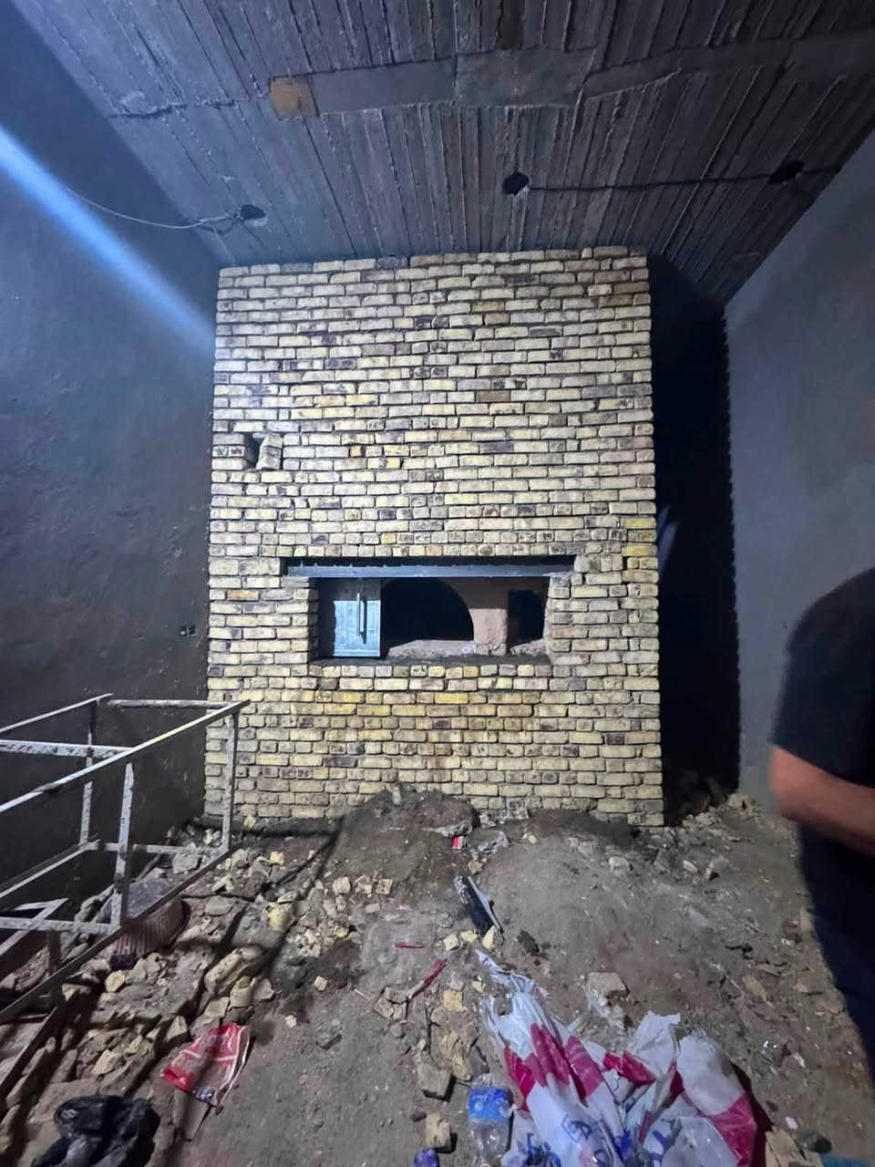 بسم الله الرحمن الرحيم 
محمد النجفي لبناء إفران الصمون والمداخن التركيه والجف قيم وتنانير الطين الطين بمواصفات عاليه الجوده للبناء والكرسته
يتميز بناء إفران الصمون بكافئه جدا عاليه من ناحيه الصفات
يتمتع بقياسات هندسيه جدا دقيقه 
الكرك ستاوا كامل مضمون 
شرط الفرن يحافظ على حراره بحيث لايوجد إصراف في الوقود 
ضمان العمل ٣٠ سنه مو بس كلام يثبت بعقد 
نعمل في جميع محافظات العراق 
***********. ***********
