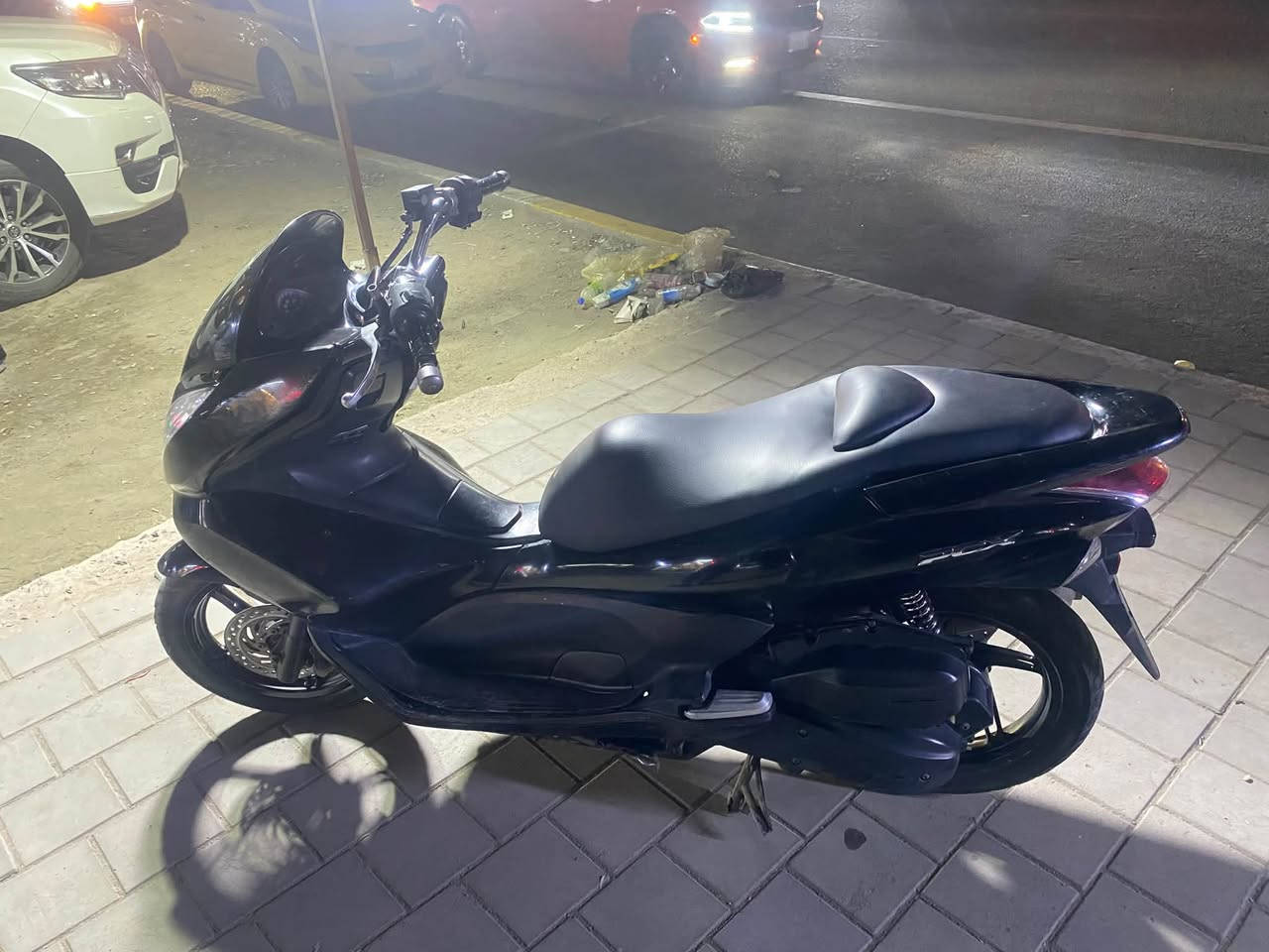هوندا PCX • ١٥٠ • جيل اول