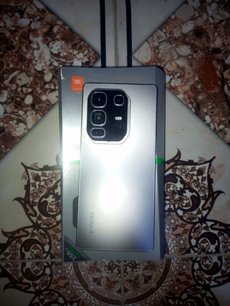 السلام عليكم ورحمه الله وبركاته
Infinix NOTE 50 Pro+ 5G
بيع مستعجل ب 400وبي مجال 
راسلني واتساب او اتصل عليه 
مستخدم شي قليل كراتونه معا 
رقمي اتصل او راسلني واتساب
***********
