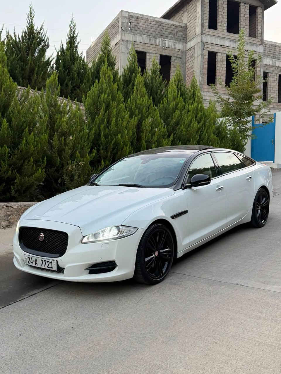 XJ لارج • ٢٠١٤ • رقم اربيل