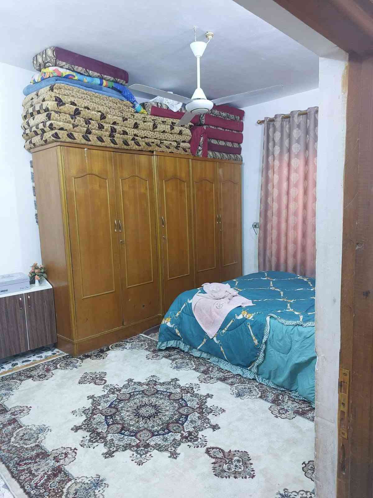 اخوان عندي بيت ٢٥٠ متر سند ٢٥ عنوانه شارع بغداد قرب الخباطة العتبة عمود ٥٢ يرهم بيع او مراوس بسيارة استقبلها من ضمن المبلغ  سعر البيت ١٣٥  بيت جديد للاستفسار ***********
