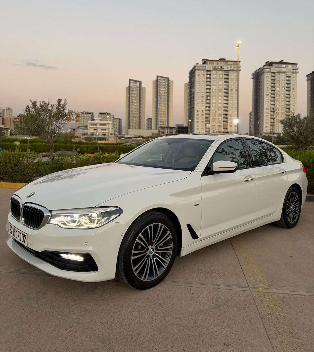 سلام عليكم bmw 2018 530!شركة العروش فول مواصفات بدون صبغ بدون تعديل بدون تبديل حتى دعاميات بشرط سياره جديده جدا كير محرك كوله مكفول مسويلها سيرفس كامل بشركة
مواصفات:SPORT LINE
بصمه سلايد كشن جلد كشنان كهرباء
٥ بردات شاشه ديجتال دبل ماوس
دواخل لد متنوع الالوان نضام ٤ انواع قياده
حساسات ٣٦٠ درجه رادارات بريك بصمه
لايتات ليزريه حلقات ترحيب دوسات دبل 
ارقام سنويه جديده ب اسمي راسن احولك
المكان السليمانيه📍
السعر 255$
***********
