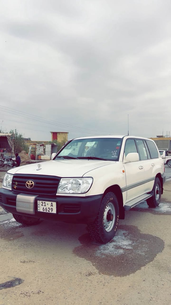 مونيكا مديل 2000 فول مواصفات عده الفتحه جام كهربائي سنتر لوك ثلاجة فور ويل كامرة خلفية تبريد ثلاثة خانات 
ثنين خزان  بانزين كير  أوتوماتيك
منظومة زنون اصلي
سبعة راكب 
السونار موجود بالمنشور 
تحويل مباشر رقم مميز جديد 
السعر (160 )وبيها مجال 
الاستفسار
 ***********
العنوان البصرة
