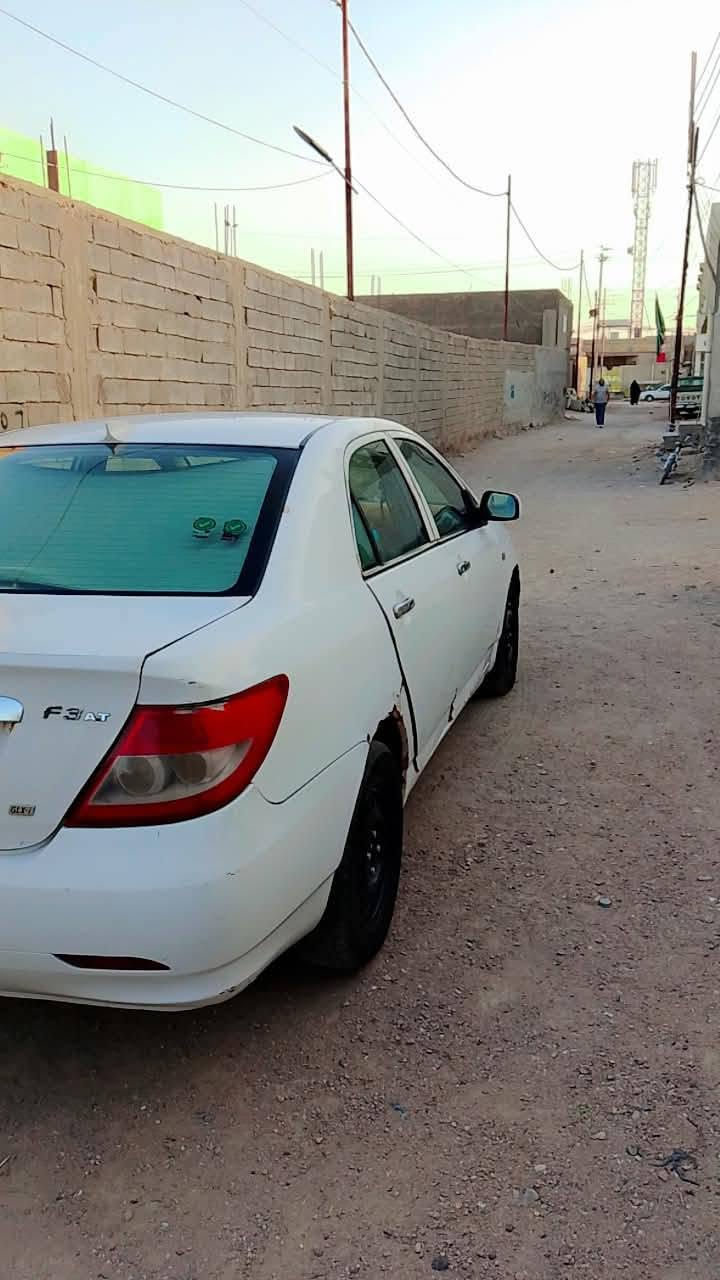 السلام عليكم   مرخصت الادمن/ سياره بي واي دي F3 للبيع موديل 12/ رقم بصره با اسمي كير ومحرك كورلا اوتو تخم تاير جديد بطاريه جديده محرك توه شاده السيارة حلوه وجاهزه نقص فقط كمبريسر للتبريد تحويل ثاني يوم اذا تحب / التوصل على الرقم *********** واتس اب او اتصال /السعر 40 $وبيها مجال / السيارة مثل ما موضح با الصور لا دكلي شنو بيها .... مكان السيارة بصره / الكهربائيات كلها شغاله
