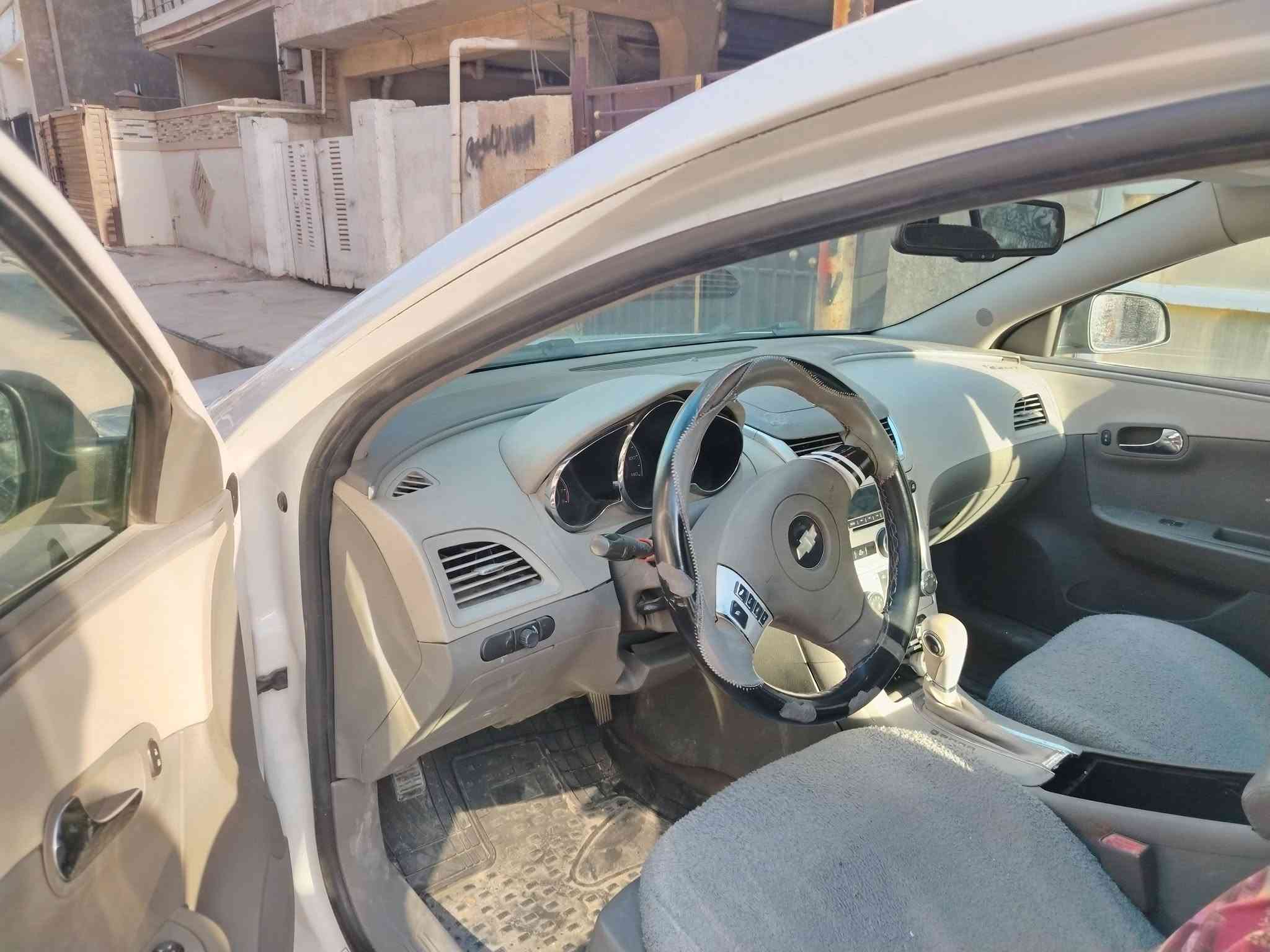 السلام عليكم
ماليبو ١٢ امريكي حادثها خلفي
مصبوغة حزام بدون دواخل
كير ومكينة وتبريد كلة تمام
مكينة ٢٤٠٠
تحويل فقط
مكاني بغداد الغزالية
***********
بيع او مراوس
السعر ٦٠
