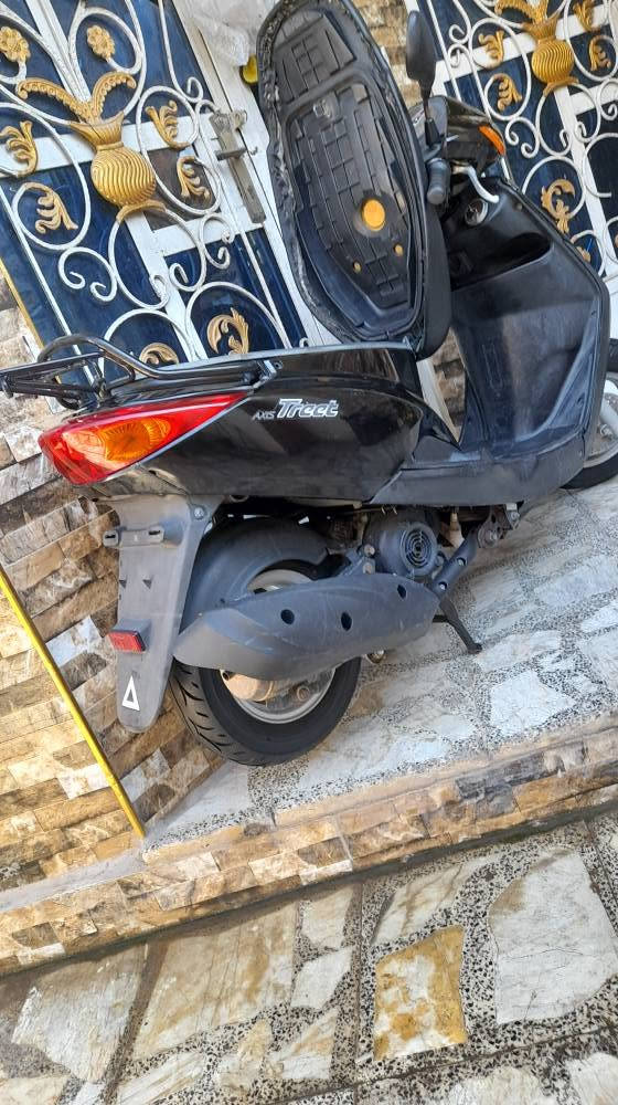 اكزز للبيع تريت ياباني نظيفة جدا 
للبيع، مكفولة كفالة عامة من كل شيء 
محرك بلادي وخرسة واكفلها من اي 
ضرر ودخان وصوت وخلل بالمكينة 
كلهة مظبوطة امانة الله وكلها شغالة 
على أيدي من الرمبة واستعمال شخصي 
،نوزل خطين ، ماشية ٢٩ 👍، استان 
كهربائي / أوراقهة موجودة وبأسمي 
تايرات جدد درجة أولى دهن 
امزول بانزين محسن مداريها 
رقمي للتواصل ***********
وبه واتس آب 📞السعر مليون و١٥٠
وبها مجال لليشتري، العنوان بغداد 
الكاظمية ، وحياكم الله 🤝 بغداد, العراق
