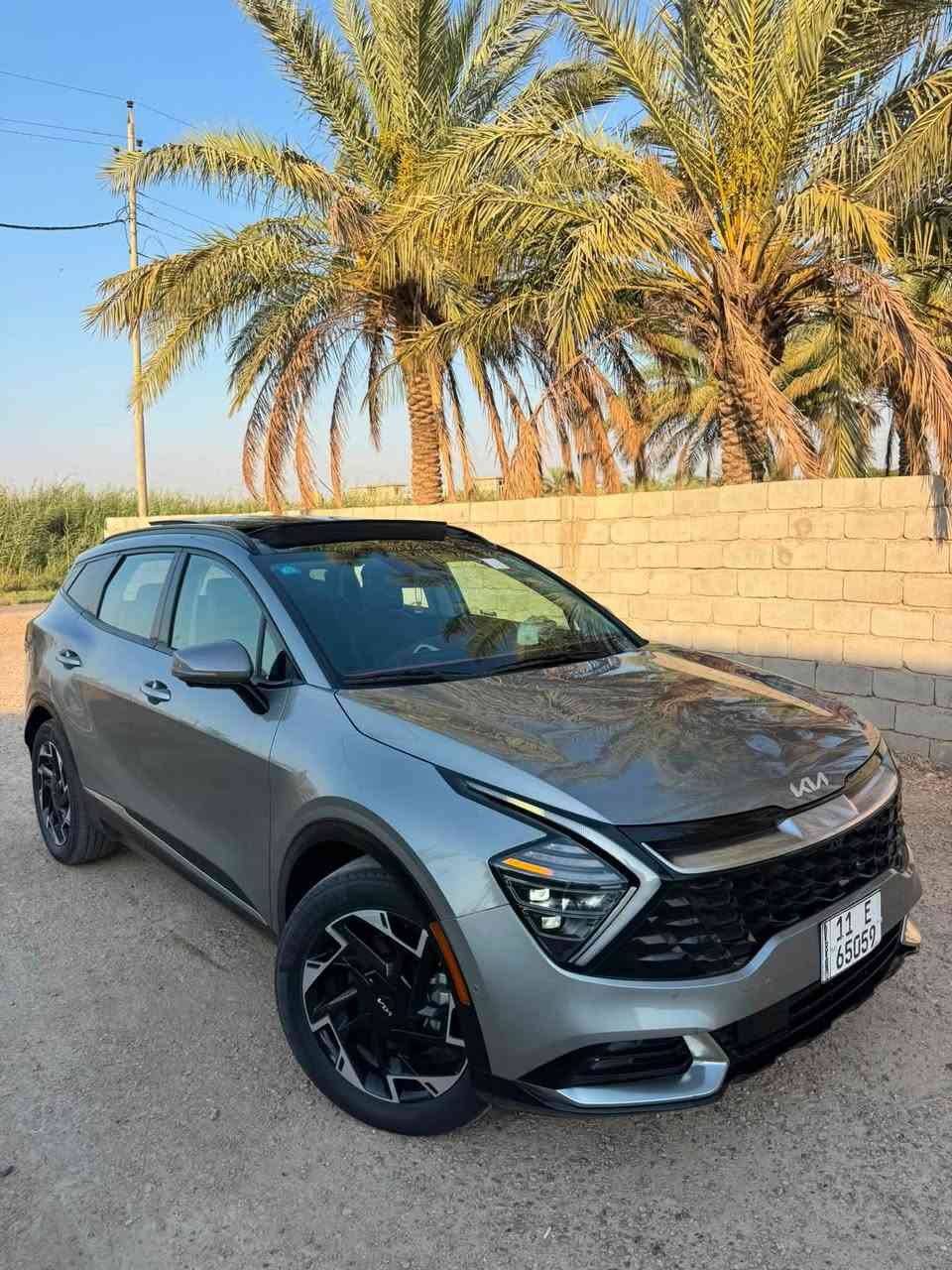 KIA SPORTAGE PLUG-IN  HYBRID SX 2024

📍السياره موجوده في بغداد للتواصل  ***********

كيا سبورتج  هايبرد + بلكن SX 2024 برستيج 

المسافة المقطوعه 45940mi

اللون .سلفر 

محرك. 1600 تيربو هايبرد 

الموديل 2024

مرقم بغداد 

                  ======= الاضافات👇👇 ======

  

فتحة بانوراما 

شاشة كبيره نفكيشن 

رادار امامي

 مانع تصادم

مانع انزلاق 

تحديد مسرب .

نقطة عمياء .

تصحيح مسار 

بصمه تشغيل 

بصمه ابواب 

كاميرا خلفيه 

كاميرا عداد 5 

كاميرا 360

طارة مدفية 

تشغيل عن بعد سياره 

كراسي مدفية + مبرد 

كراسي كهرباء عداد 2 

كراسي جلد 

كراسي ذاكره 

كراسي 5 راكب 

مثبت سرعة

تحكم ستيرن

شاحن وايرلس

هاند بريك كهربائي

حساسات خلفيه + اماميه 

حساسات مانع تجاوز 

ويل قياس 19

دفع رباعي 

باب خلفي كهرباء 

اضويه امامي زنون LED

اضويه خلفيه LED

كشافات LED

دفع رباعي 4X4

نظام GPS+خرائط 

كندشن مركزي امامي او خلفي 

وبلوتوث 

مدخل USB+ AUX

تحريك السيارة عن طريق البصمة 

🚗🚗حادث السياره كما موضح في الصور 🚗🚗

للتواصل /***********
