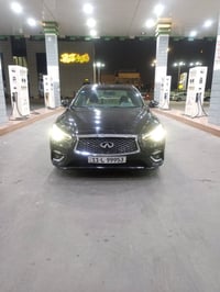 Q50 2018 انفنتي للبيع  محرك ٢٠٠٠ تيربو ٠٧٧٢٣٦٥٩٩٧٣