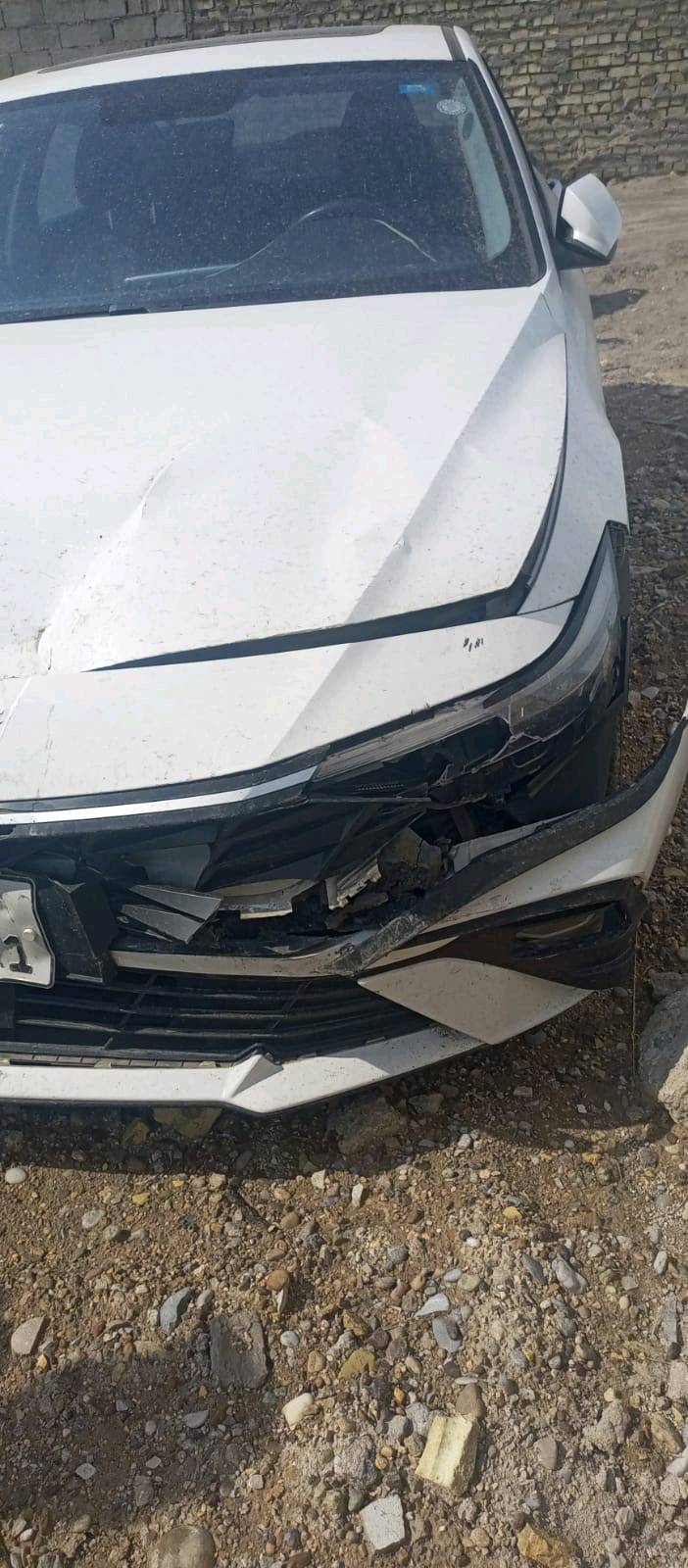 السلام عليكم النترا صيني موديل 24للبيع بيه ضربه ومصلح كامل السعر 130وبيه مجال الرقم ***********
