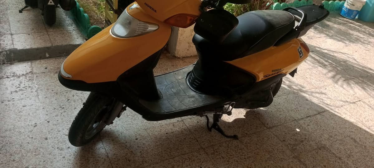 سبيسي • ياباني • سلف وهندر