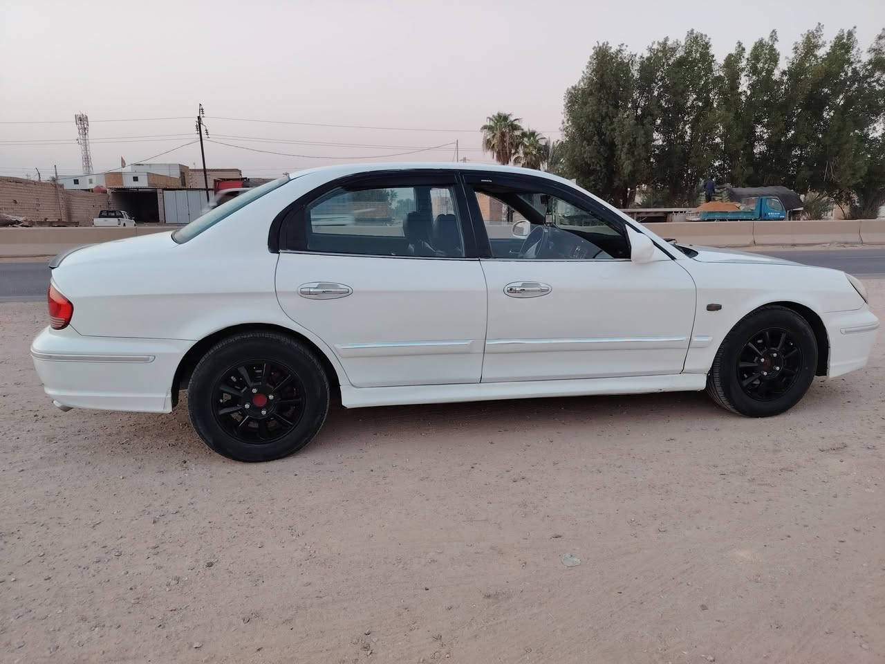 سوناتا وفود
نضيف وجاهز 

2001 بغداد

سنويه 2030
مكينه 4
محرك وكير حاويه جدد

حداديه جديده 

كهربائيات كله شغاله

مصبوغه عام جماليه 

تبريد جديد

كامره . وشاشه 

هزه جديده 

السعر 59

***********

