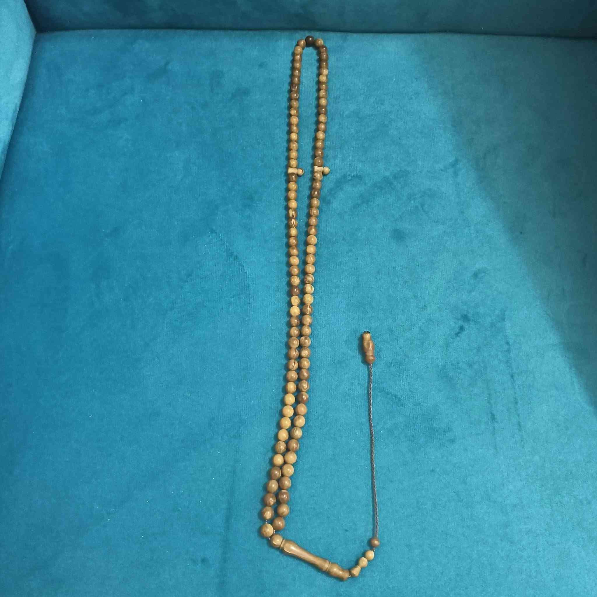 3قطع نارجين كوك 101كصه مدعبله  (ب20الف )
يسر البحر الاحمر جراحه مصريه/ فاير نار (ب35الف )
حجر الباي زهر الاصلي (ب25الف )
للتواصل /***********
