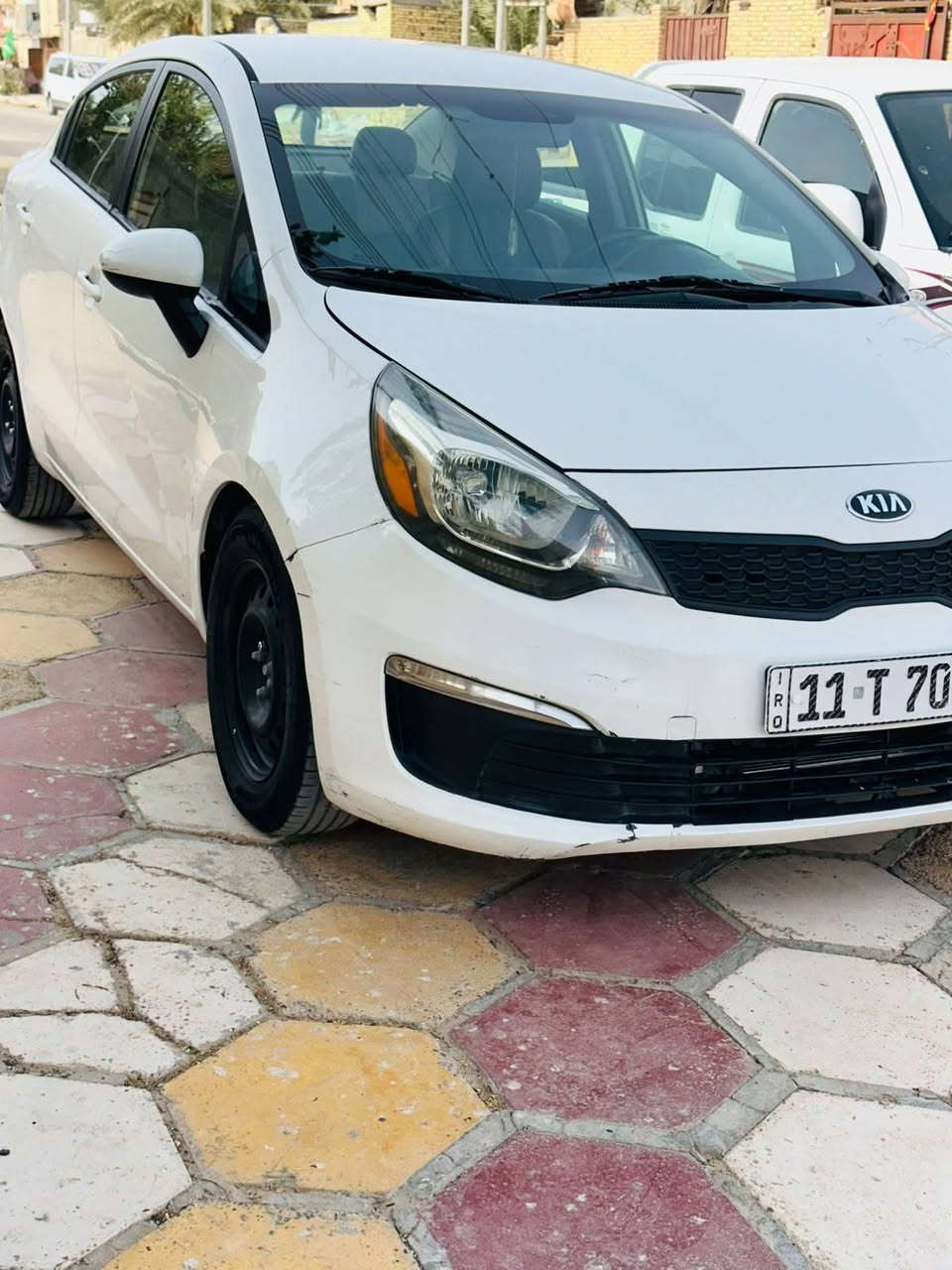 كيا ريو وارد امريكي
موديل 2016
رقم بغداد
ماشيه 90 الف
حادث امريكا تبديل جاملغ امامي جهه السايق نفس اللون اصلي
حادث بالعراق باب خلفي جهه الصدر مصلح نفسه
سياره جاهزه مكينه كير حداديه مابيهه نقص
تبريد ثلج
تخم تاير جديد
السعر 86
بيع او مراوس حسب القناعه

***********
***********

نص مكتوب في الصور:
- 9012566
