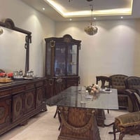 عندي هاي بوفيه وميز طعام لبيع الميز طعام ويا اربع كراسي للاستفسار هذه ...