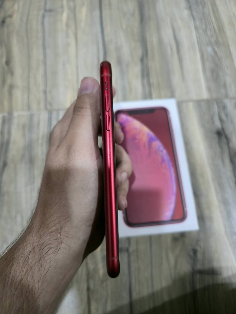 السلام عليكم
ايفون Xr شرق اوسط ذاكرة 128
بطارية 74
كارتونته موجودة
الجهاز نظيف مامفتوح بس الظهر مكسور والكامرة بيها رجفه فقط 
السعر 220 وبيه مجال

مكاني كربلاء
للاستفسار واتساب ***********
