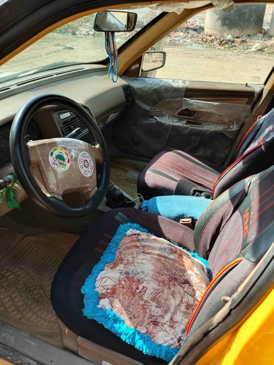 🚘 بيجو موديل 2016
السيارة نظيفة ومرتبة، استخدام شخصي ومحافظ عليها، وجاهزة للاستخدام.

✅ القير: [عادي]
✅ اللون: [اصفر]
✅ التبريد: [شغال]

✅ الأوراق: كاملة
✅ السيارة ما تحتاج صرف، حسب حالتها

💰 السعر: [السعر 31 وبيها مجال]
📍 الموقع: [بغداد]
📞 للاستفسار: [***********]

البيع للجاد فقط، والفصال بالمعقول عند السيارة.
🌹 الله يرزق المشتري والبائع
