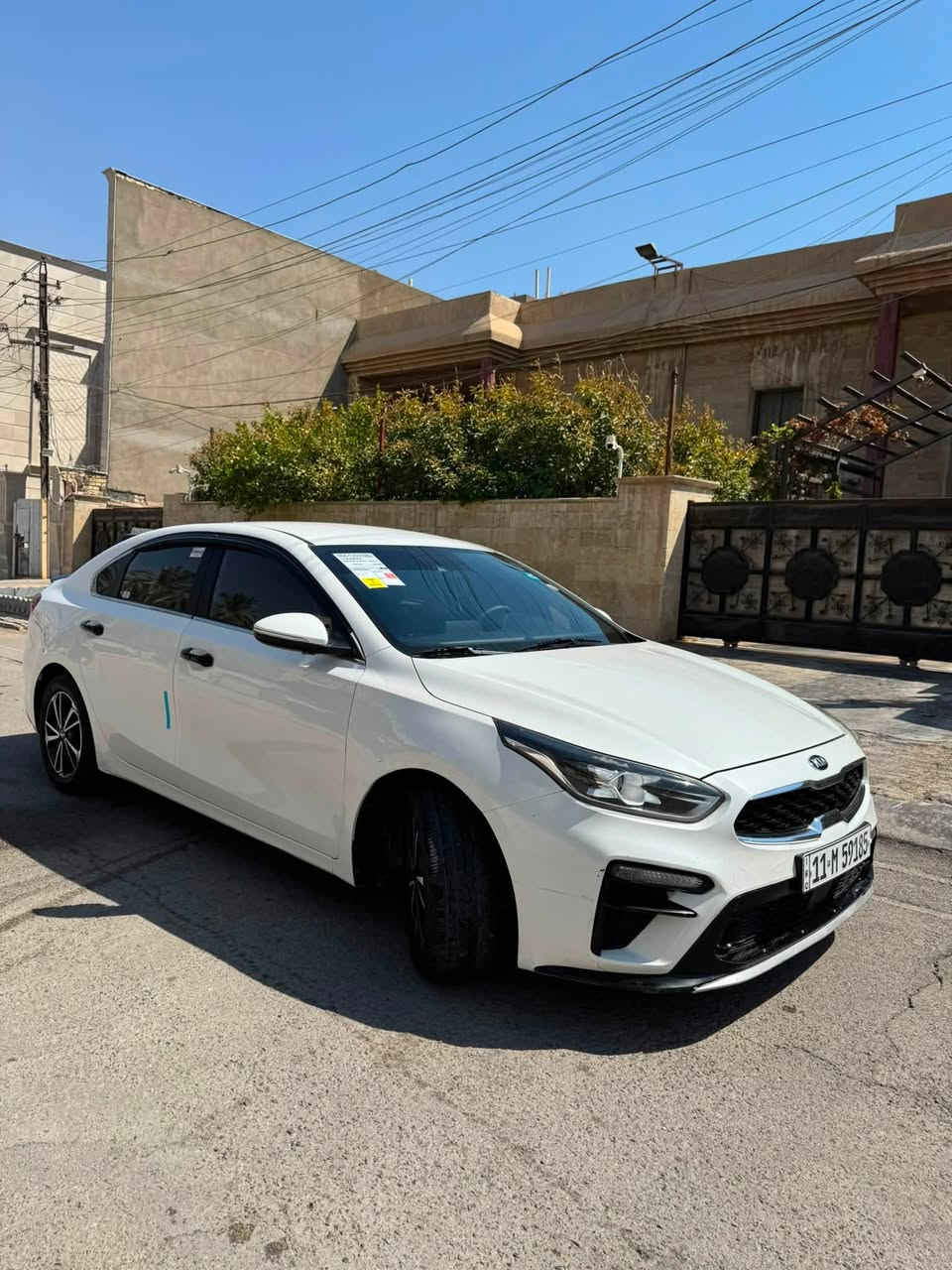 اقساااط فقط 
سياره K3 موديل 2021 
وارد كوري بيها قطعه وحده صبغ فقط باب الصدر 
سياره فوول مواصفات  VIP عدا الفتحه 

المواصفات :
مكينه 1500 دبل نوزل 
بصمه ابواب + بصمه تشغيل 
كشنات تدفئه وتبريد 
الكشنات الخلفيه تدفئه 
الستيرن تدفئه
قطعتين تبريد 
رادار عدد 4  
حساسات خلفيه 
لايت زينون 
عدسه لايت كهرباء متحركه
رادار تحديد مسار سياقه ذاتيه 
مثبت سرعه 
مانع انزلاق 
مري كهرباء 
رادار نقطه عمياء بالمرايات الجانبيه 
ثلاث وضعيات قياده 
كراسي كهرباء 
شاشه كبيره + كار بلي بلادي 
ويل كب كبير 

السياره تنباع اقساط فقط 
مقدمه 75 $ ورقه 
القسط الشهري 300 $ دولار 

للتواصل / *********** واتساب 
 
مكان السياره بغداد
