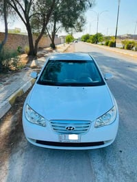 النترا موديل 2011 محرك 16. بدون صبغ ... السعر 110$وبيها مجال الأستفسار...