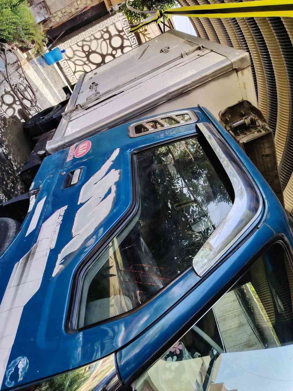 كيا براد للبيع ه٨ وبيها مجال بسيط موديل ٢٠٠٢ ومكفوله وداخله هزه
*********** يوجد واتساب
