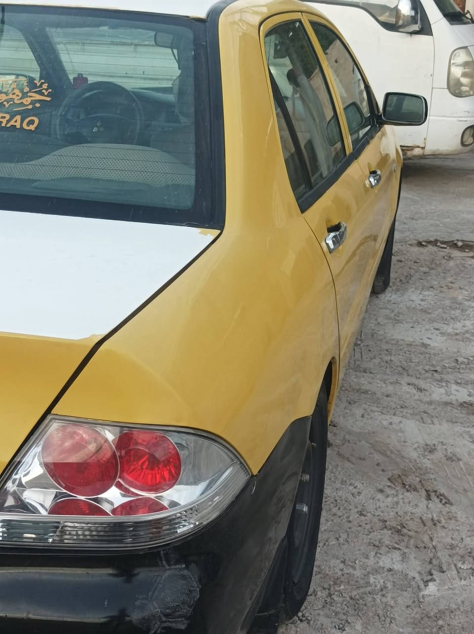 سلام عليكم ..لانسر 2010 مكينه 2000بأسمي كير محرك صدر تبريد تخم تاير كله جديد سياره خير من الله مدوشمه كاعيه وكشنات بيهه صبغ حزام  سعر63 وبيهه مجال قليل للاتصال او وتساب *********** مكاني بغداد
