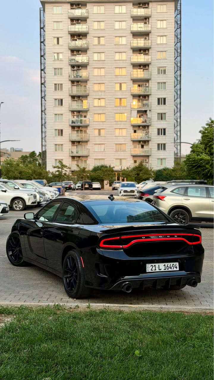 Dodge Charger 2017 (RT)
📍 شوێن: سلێمانی

سەیارەکە زۆر پاک و نموونەی جوانیە، کامل دەسکاری و سپۆرت کراوە.

مواسەفات:

* مەکینە5.7
* 4 تایەر و ویلەکانی نوێ
* قەپات مواسەفات (بێ سلاید)
* بەسمە و شەخال
* رادار و گێڕ لەسەر سوکان
* ناوکرێمی 
* بەرەی کامل کاربۆن فایبەر
* ڕەقم و سەنەوی تازە
* کوشن کارەبا
* کوشن هیتەر
* صالۆنی سپۆرت
* 

سەیارەکە لە ڕووی پاکی و دۆخەوە زۆر جوانە، بۆیاخەکە دووپەڵەی بچوکی بۆیاخە

شوێن:سلێمانی
رقم:***********
نرخ:١٧٧$ السليمانية, العراق
