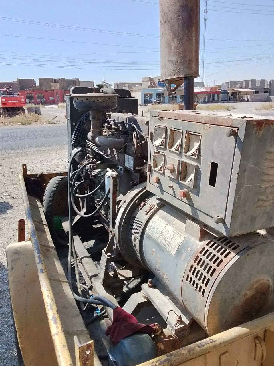 السلام عليكم مكلف بل نشر مولد بير كنز فوركسن معمر كامل تعمير جديد يعني كلشي جديد 30كيفي السعر 19$ وبيها مجال شي قليل التواصل مع صاحبه اتصل على الرقم +***********
