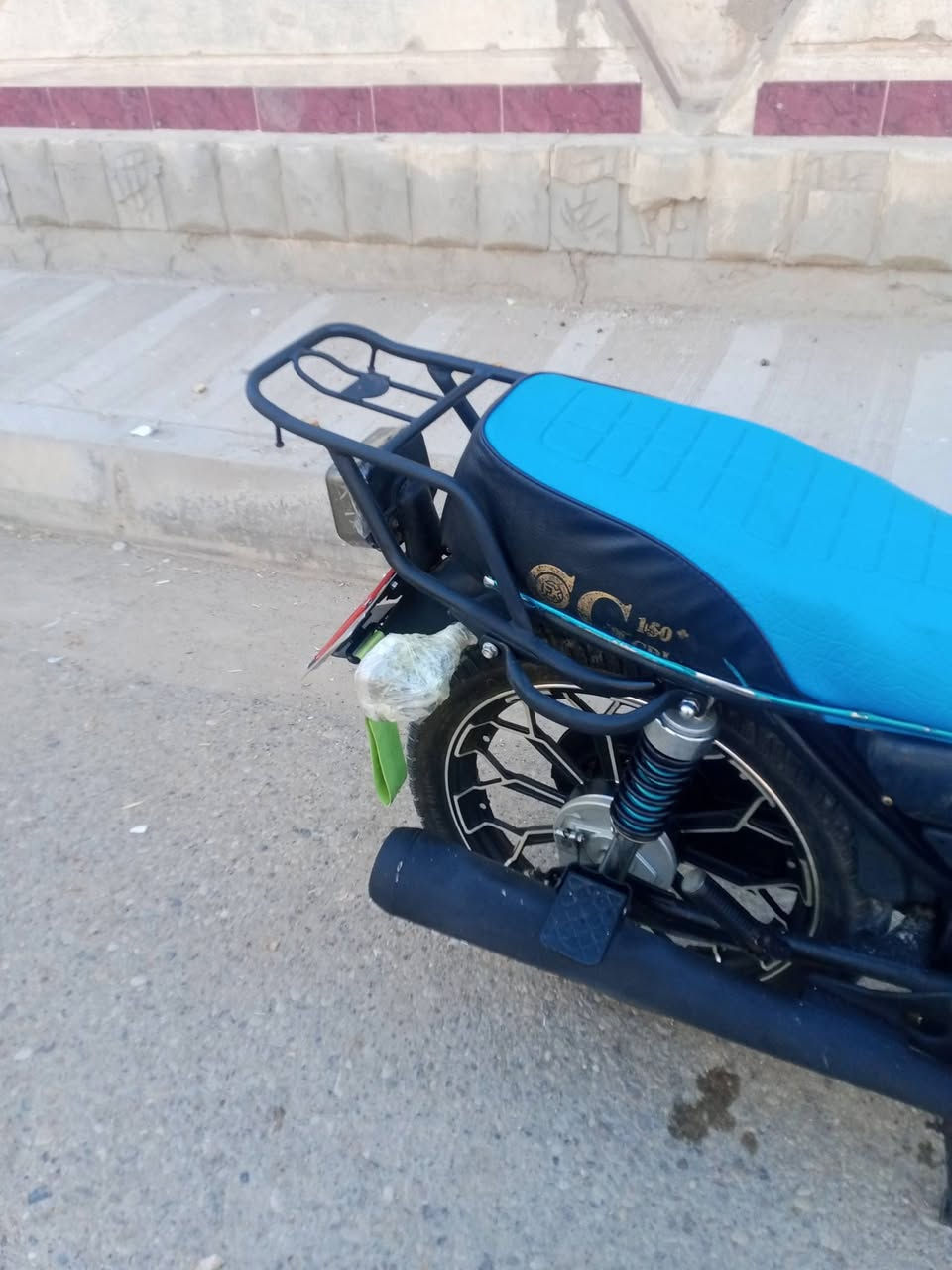 موديل2023 والمحرك2025 قوت المحرك 150ccمن اشركه هيج يعني ممبدل خلاص ومكفول لامفتوح ولامبدل بيه ورقه وحد السعر725وبيه مجال
الرمادي الحوز ***********
