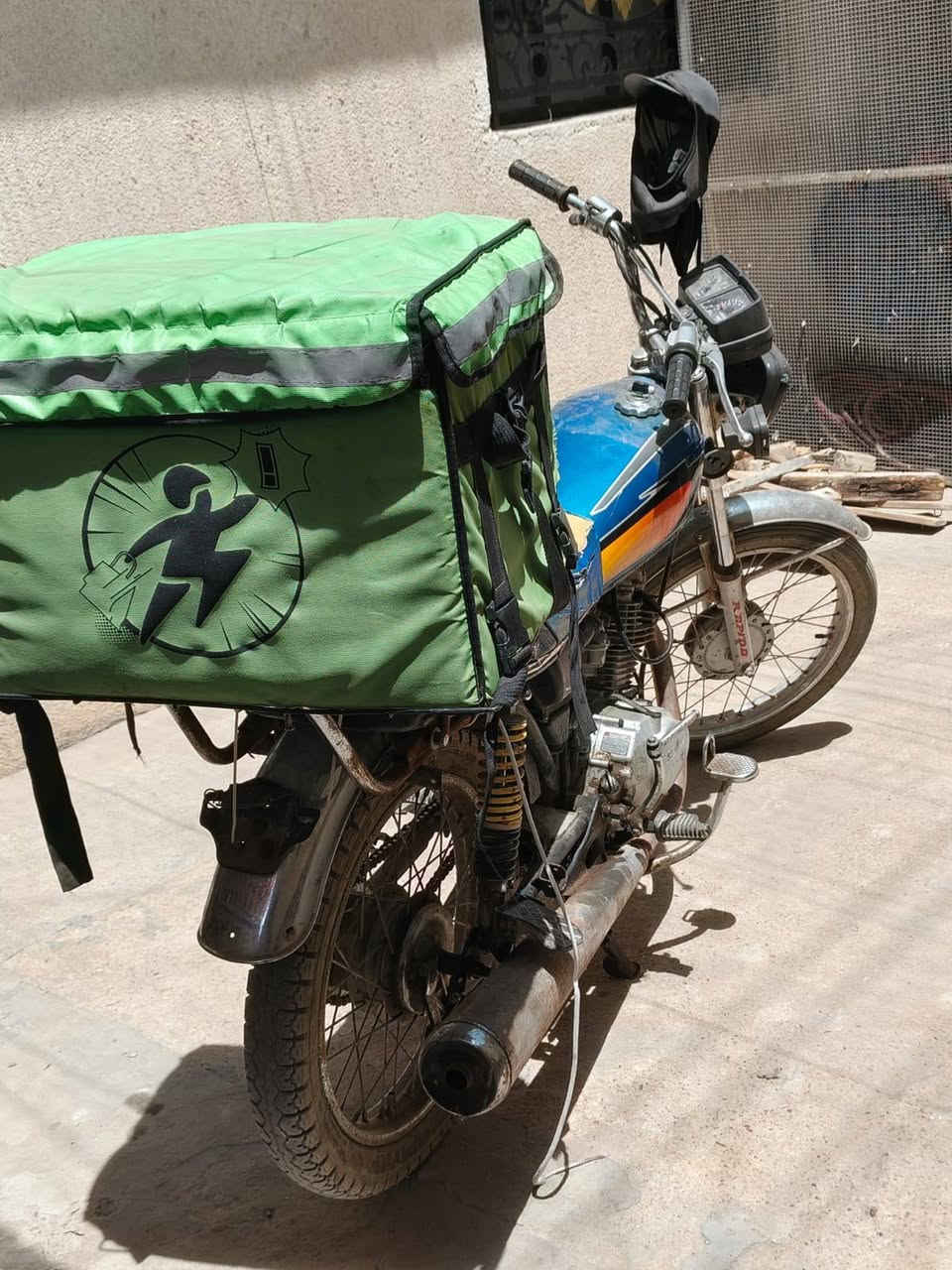 سلام عليكم دراجه سيجي نامه للبيع مديل 20 دراجه توه مجفته بعده عل سحك اوراق اصولي ب450 وبيه مجال مكاني شط العرب الجزيره رقم ***********
