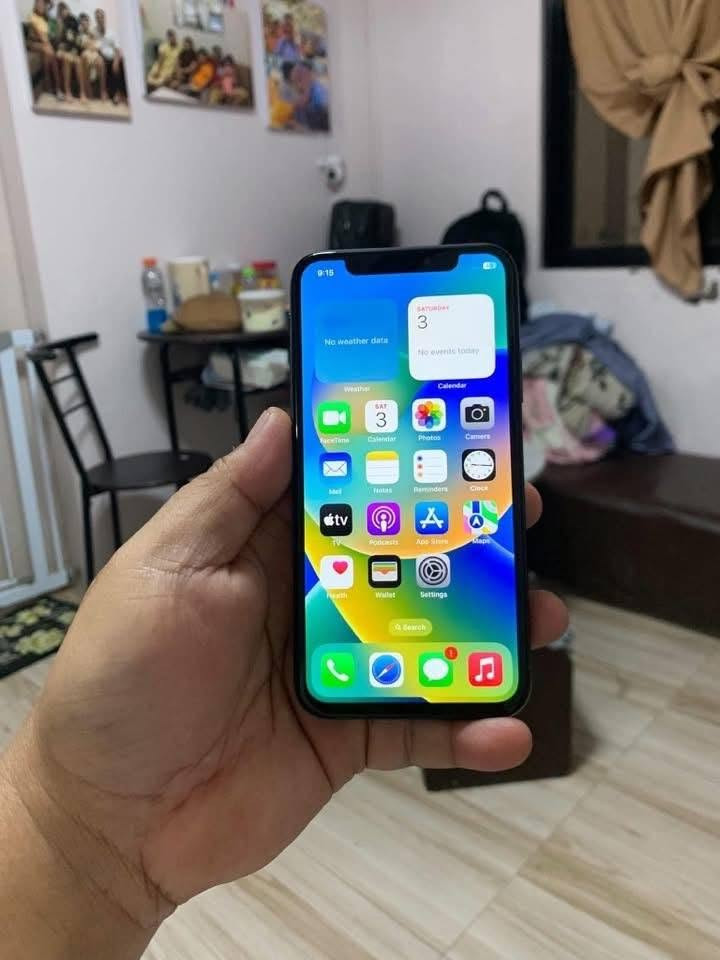 السلام عليكم ايفون اكس اس مبدل شاشه بلادي ذاكره256 وبطاريه51 سعر90وبي مجال خاص او اتصال على الرقم***********

نص مكتوب في الصور:
- SLO-MO VIDEO PHOTO PORTRAIT SQUARE