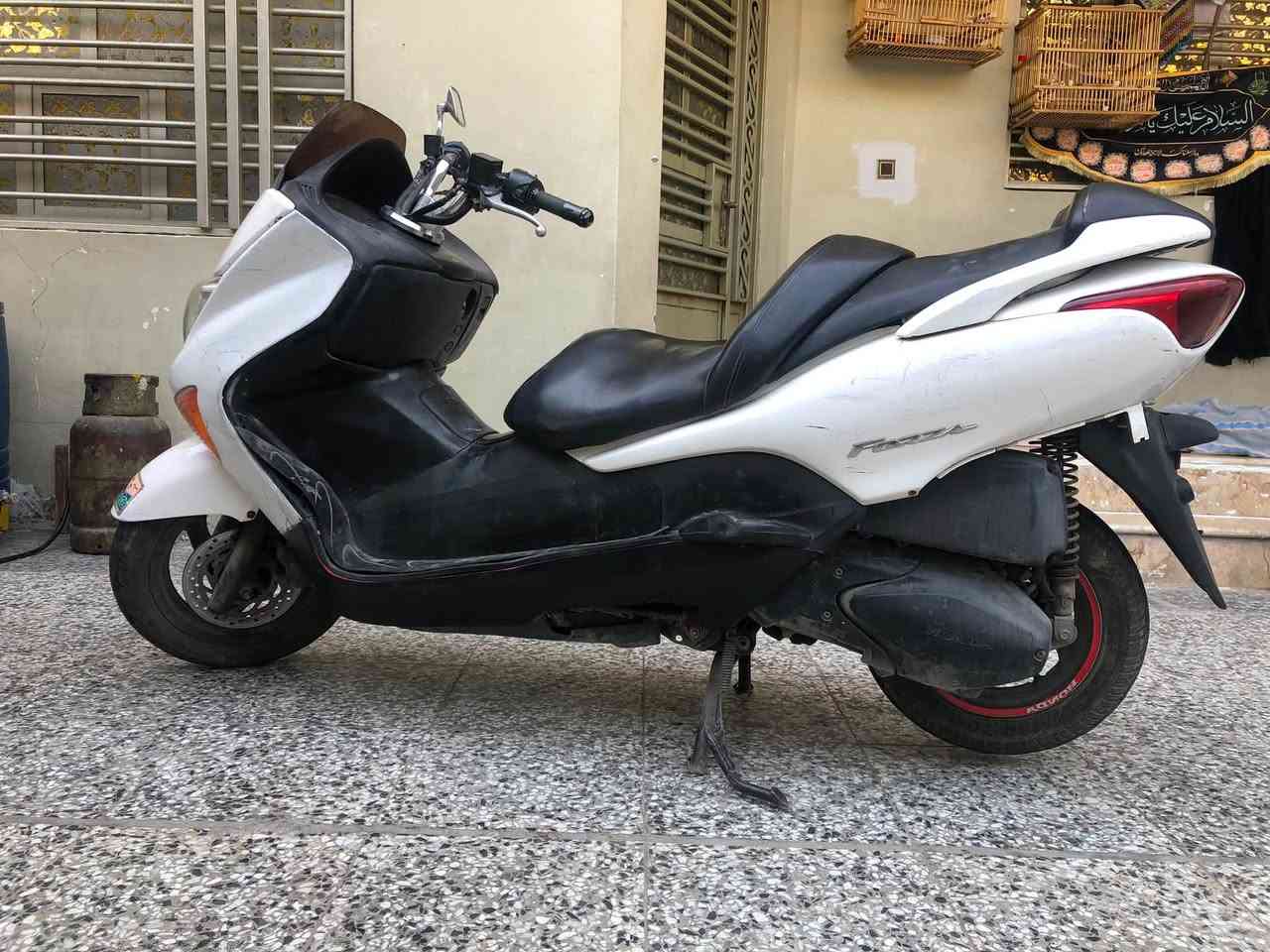 سلام عليكم للبيع فورزه08
السعر 600وبيها مجال
***********
