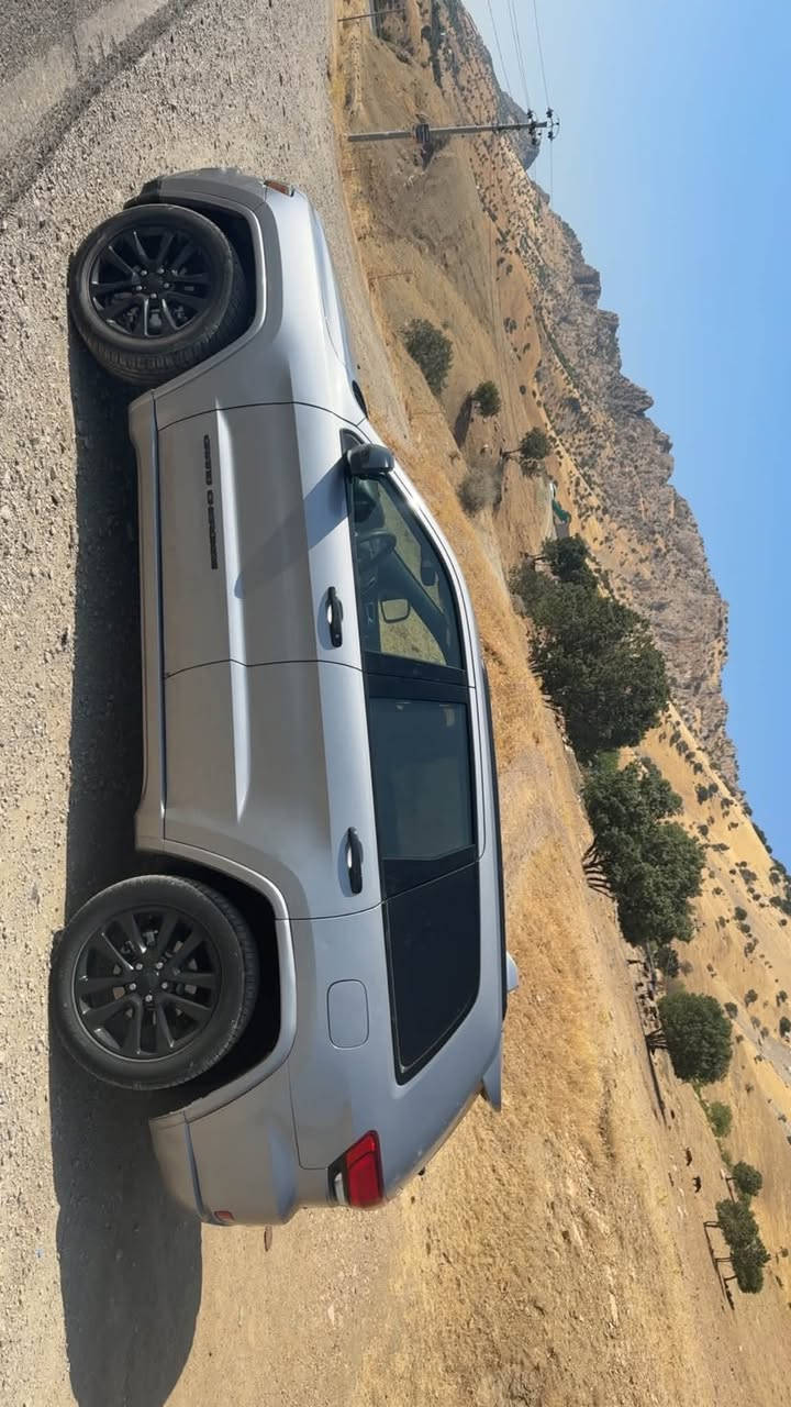 السلام عليكم
جيب لاريدو ٢٠١٨ حادثها جاملغ وباب بدون شاصي بدون دواخل بدون ايرباك السعر ١٧٥ بيع او مراوس اقل من عدها
ابومحمد ***********
