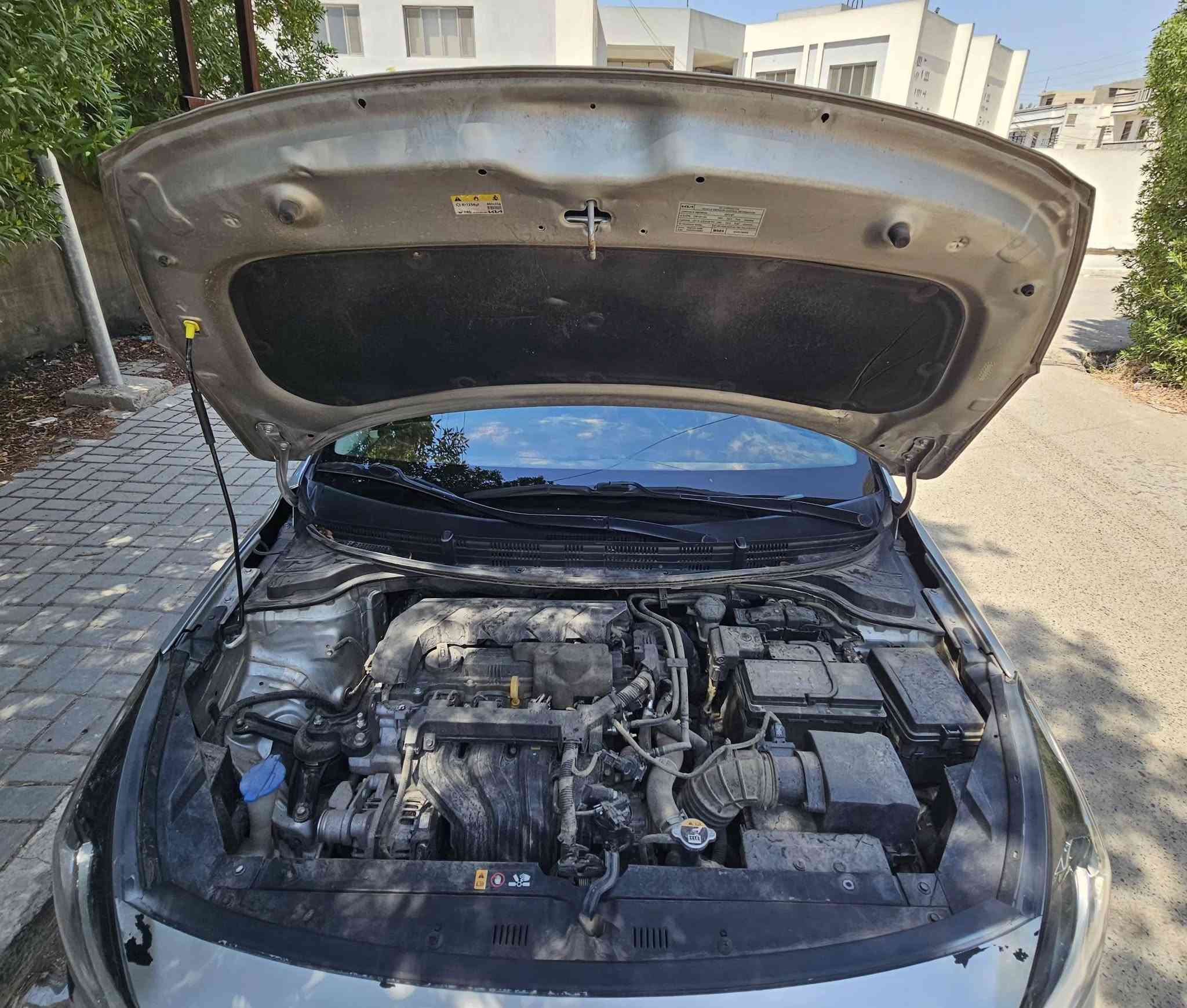 بسم الله 
للبيع فقط
KIA ريو LX  2023
وارد أمريكي ( معوقين ) وكاله مضمون ثاني يوم رقم بغداد وكالة بأسمي
السيارة خير من الله نظيفة ومناقصها شي وكلشي شغال
محرك 1600 ماشية 63 سلفر
سويج مسويلها بصمة وتخم تاير جديد ودوشمه كامل وشادله بلوجكتر بدعامية وعدي جناح ولحايا ضامهن مشادهن.
حادثة جاملخ ومبدل نفس اللون و بابتين امريكي ومصبوغات والقمارة بدايتها تصليح مضبوط السيارة كلشي ذاكرة .
السعر 98 وبيها مجال تجي تفحص براحتك وأخذ سونار اقتعنت بالعافية عليك مقتنعت ان شاءالله تاخذ اغاتها وربي يرزق الجميع. غير متواجد على الفيس للاستفسار والشراي يتصل ويدلل 
مكانه بغداد الغزالية
***********

