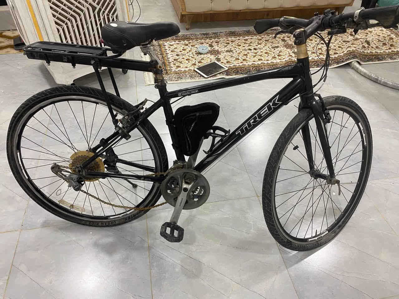 ---
*للبيع دراجة هوائية أصلية 🚲*

Trek 7.3 FX - هجين Hybrid أمريكية
المواصفات:
- إطار Alpha Aluminum خفيف ومتين
- قياس العجلات سريعة ومريحة
- گير Shimano الأصلي - نمر سلسة
- نظافة ممتازة وجاهزة للركوب

مناسبة للرياضة والدوام والطلعات والرحلات.

📍 بغداد
💰 السعر: [ا250] وبي مجال
📩 للتواصل: خاص او على الواتساب ***********

#دراجات_بغداد #Trek #دراجة_هجين #للبيع
