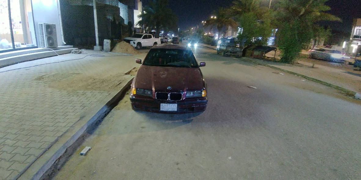 سلام عليكم بي ام دبليو 325 بيع ومراوس محور كير محرك ففتي فيش وبطل رقم كربلاء سنويته صاقطه 2019 شروط المداور حداديه الكدام جديده بس الحداديه الوره تعبانه ستوني مبدله وجه جديد ويل رياضي تو سايز  سعره 22 وبيه مجال رقمي ***********
