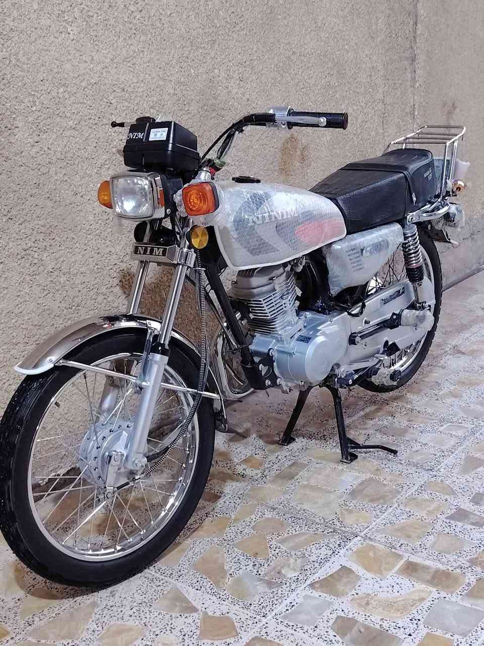 دراجه ايراني للبيع جديده  اوراق اصولي مكفوله كفاله عامه سعر 650وبيه مجال قليل رقمي الهاتف ‏‪***********‬‏
