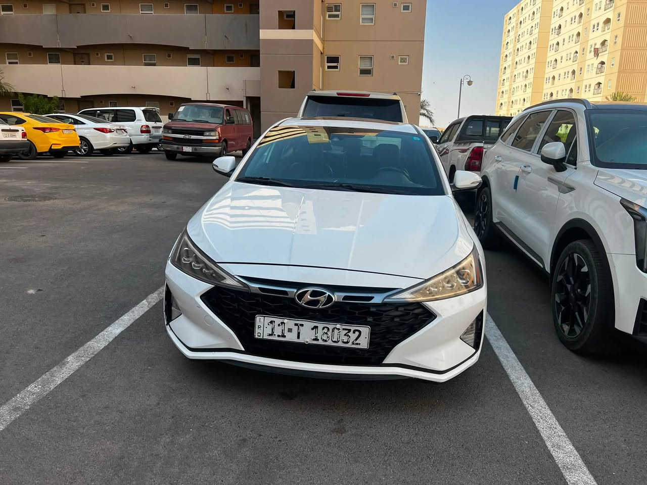 سلام عليكم هيواندي النترا 2020 سبورت امريكي 1.6T
SPORT
هاي أقوء فئة نزلت بالـ2020 بلسوق الامريكي 🇺🇸
المقاعد جلد +قماش بعلامة sport +تطريز احمر
بدلات تغير كير بلستيرن 
كشنات كهرباء تدفئه كشنات حضن 
شاحن لاسلكي دخول ذكي زر تشغيل 
فتحه سقف فول سياره ع اخر حبه سونار موجود 
مكان بغداد بسمايه 138$ بيه مجال حك جيتك 

بأسمي سياره ثاني يوم تحويل ***********
