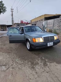 مرسيدس ١٩٩٠ • مكينة ٣٠٠٠ • رقم بغداد