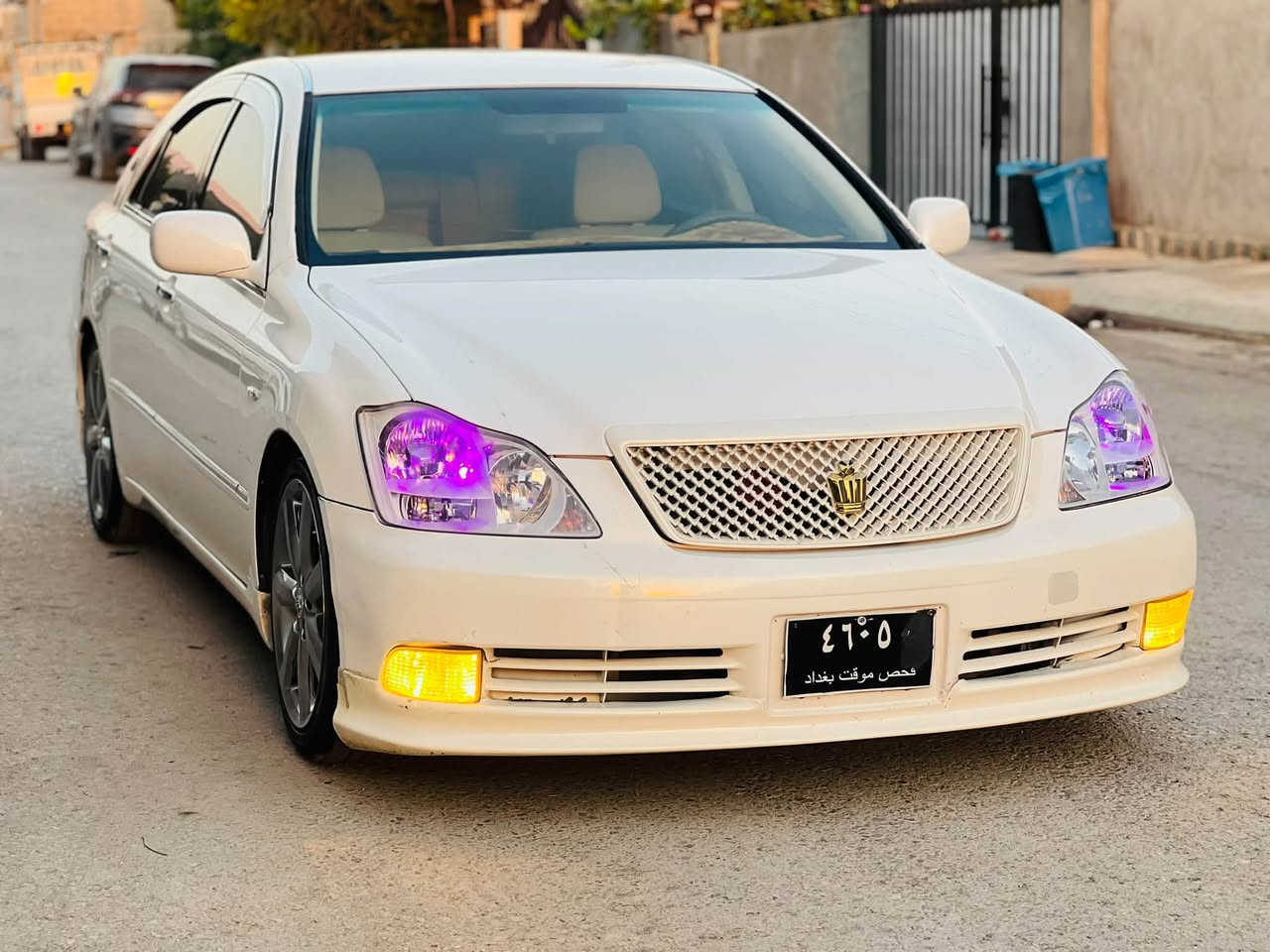 شاهینە بڕاوە  2007
ساجمەلەکی
سی دووگمە ناوزەرد پەردە.
گێڕوو مەکینە گەورە
 کامل تۆمس ویل دنگەس سپێر
کامل مەسرەف 
کۆدی هەیە .
دەعموو لێدراو کەڤەرو سەقف بەشەرت 
سعری 55گەڵاو مەجال لەسەیسایەقم
***********
***********
