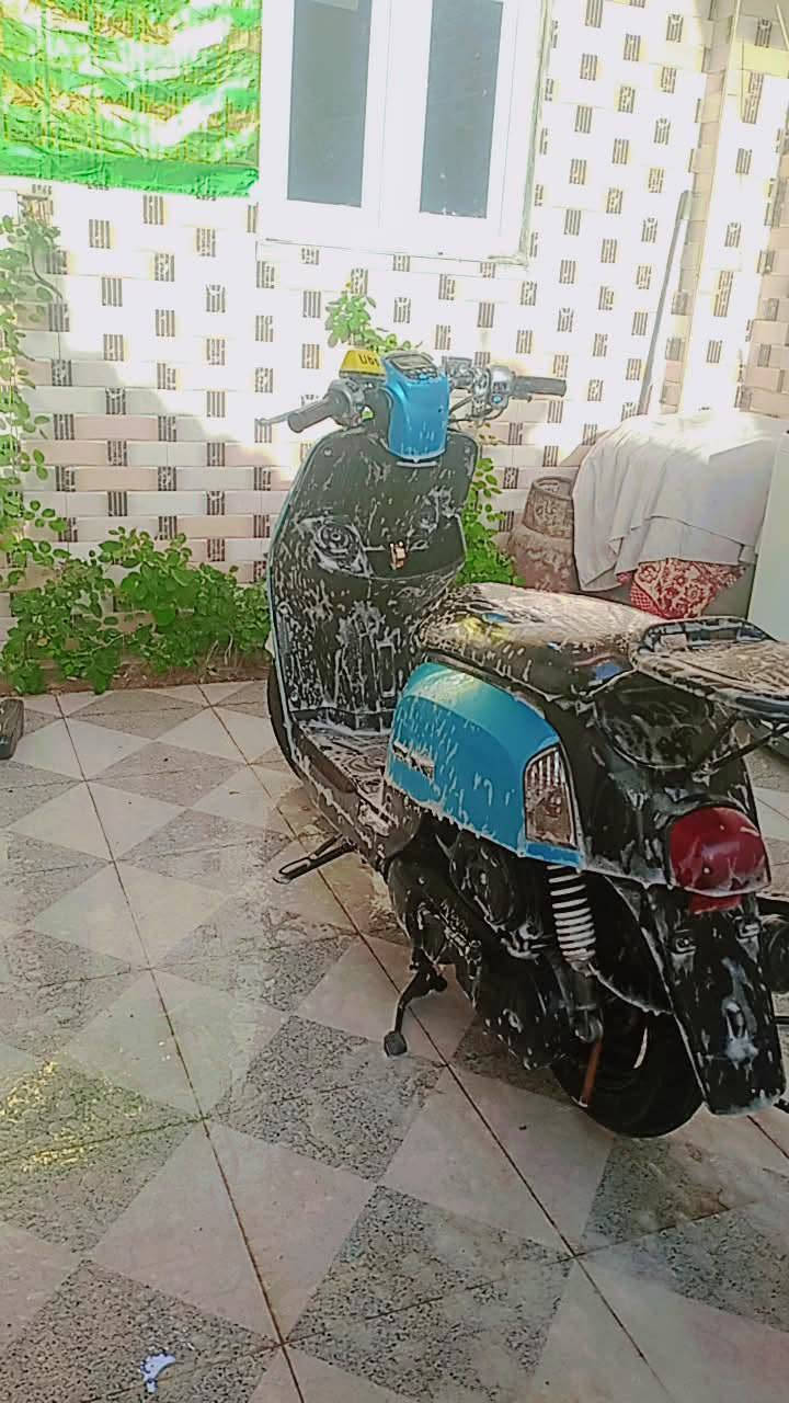 اسلام عليكم دراجه للبيع بوليس دراجه نضيفه ورتبه مكانه طوريج السعر 700 وبه مجال وترهم مراوس بمتياز***********
