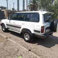 لاندكروزر • موديل ٩٣ • مكفولة
